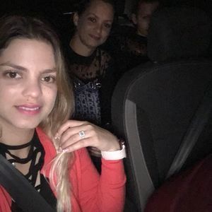 Meet your Posher, Yanet r